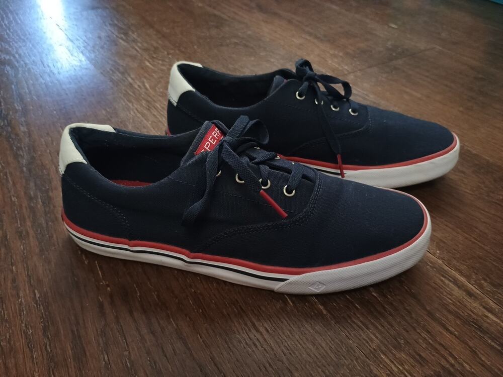 Sperry Mens Striper II Navy Classic Boat Sneakers mens sz 7 womens 8.5 Tie NICE!